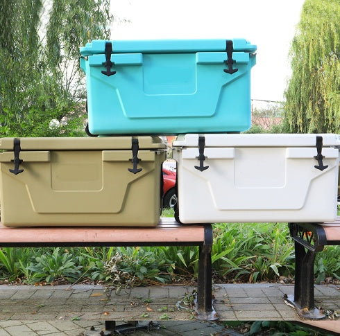 Hot Selling Blue Color 65QT Outdoor Cooler Fish Ice Chest Box 2022 Popular Camping Cooler Box