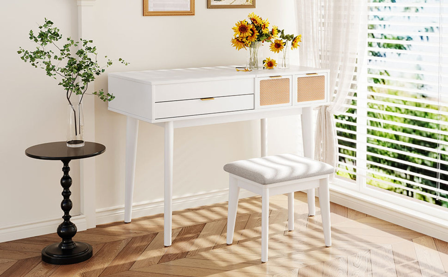 43.3 Wood Makeup Vanity Set With Flip-Top Mirror, Stool   3 Drawers