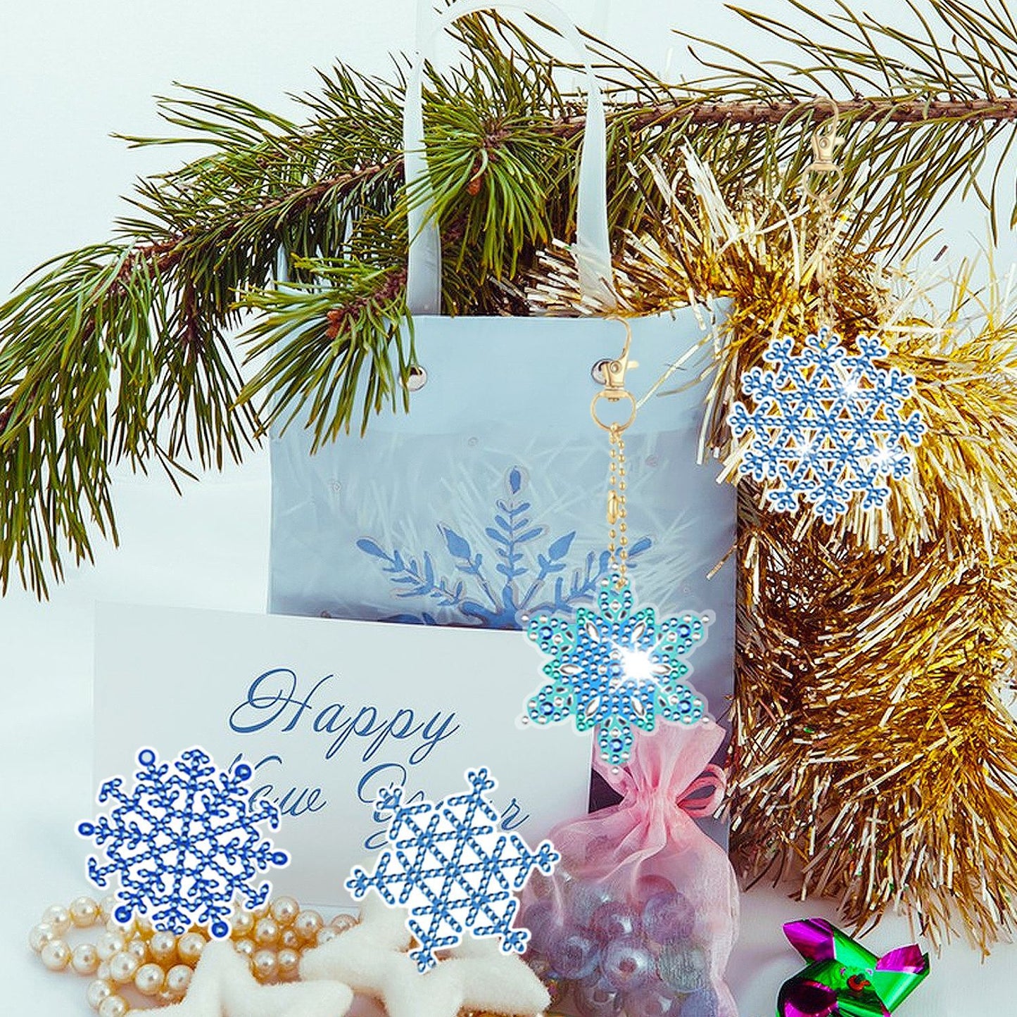 12 Packs Snowflake Rhinestones Painting Keychain Kits 12 Styles Snowflake Pendants DIY 5D Rhinestones Art Hanging Ornament For Xmas Tree Unique Double Sided Craft Party Favor Supplies