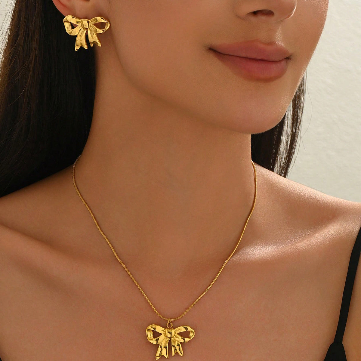 Lxalry 18K Gold Plated Bow Mirror Jewelry Set  Hypoallergenic Skin Safe Necklace  Earrings For Weddings Gifting, Never Fade Adjustable Luxury With Precision-Cast Ribbon