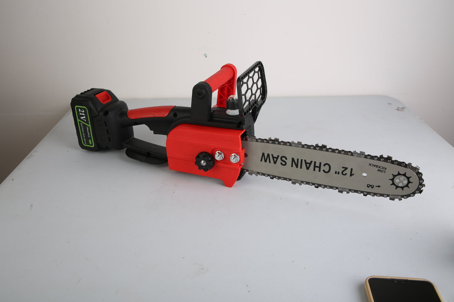 1Pc 12Inch Electric Cordless Chainsaw With 2Pcs 21V 3000mAh Battery And Charger Brushless Battery Operated Handheld Chainsaw With Auto Oiler Safety Switch For Tree Trimming Wood Cutting